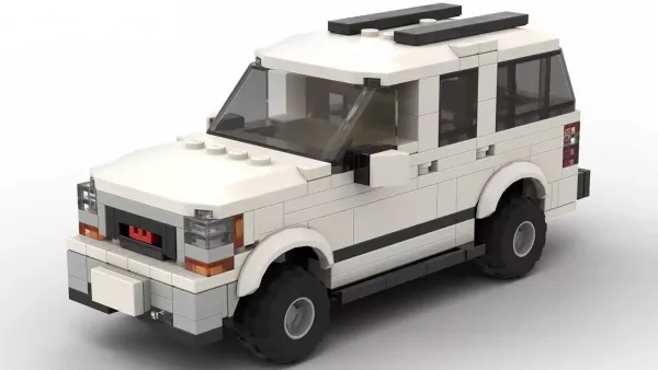 LEGO GMC Yukon 05 scale brick model in white color on white background